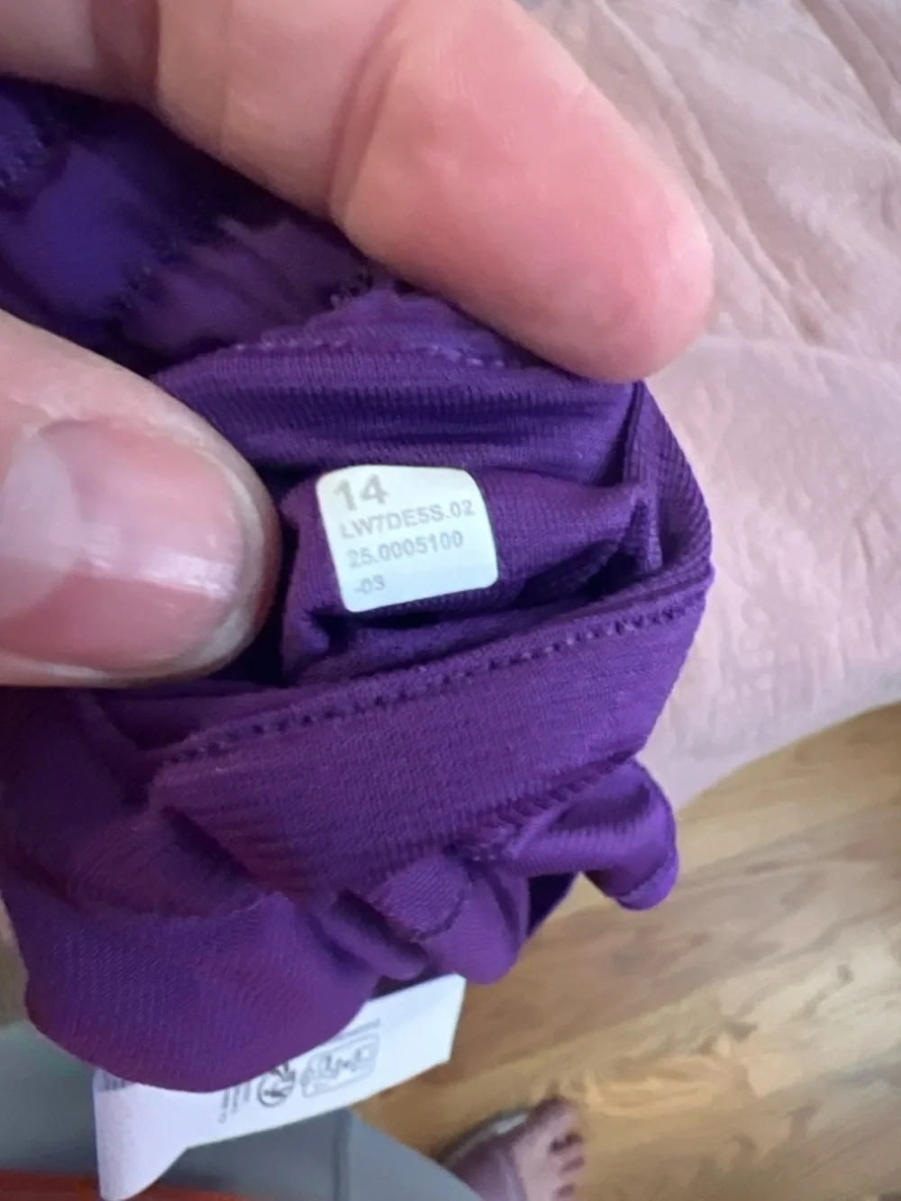 Lululemon Hotty Hot HR 2.5” Lined Shorts Purple Size 14 NWT - Picture 2 of 4